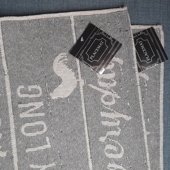 Set 2 Placemats Tablemat Gray White Rooster 13" x 19" Washable Farm Fresh Eggs - Picture 6 of 7